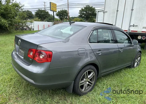 2006 Volkswagen Jetta из США, поврежденный, VIN 3VWST71K36M796240